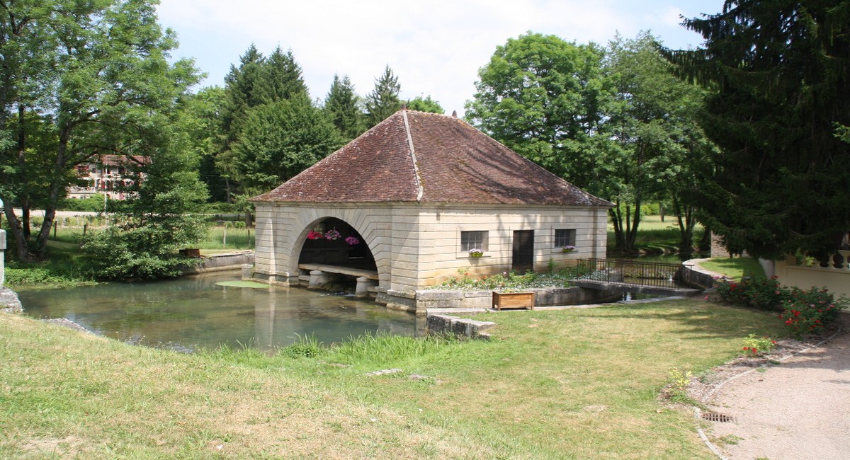 Voutenay-sur-Cure  Yonne